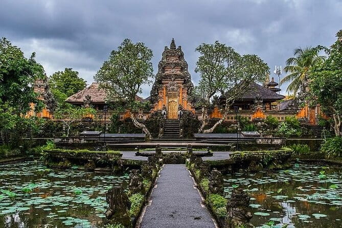 3-Day Private Sightseeing Tour of Bali with Hotel Pickup - What your private driver adds