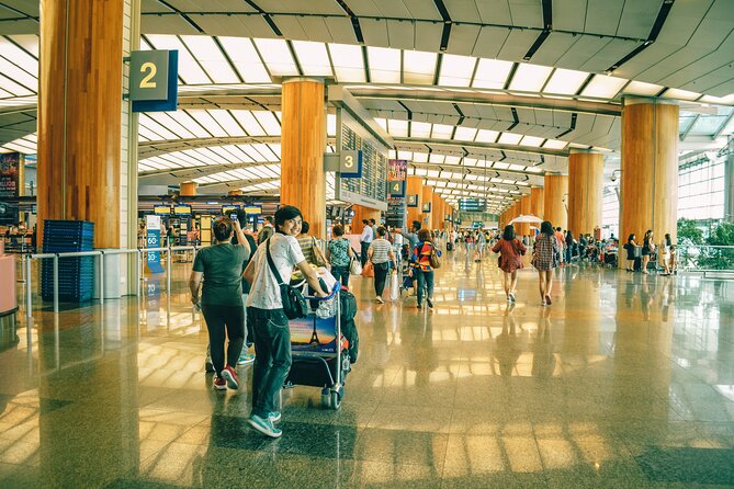 Airport Transfer in Bali-Private - Meeting drivers Gusti, Putu, and Agunk’s local team
