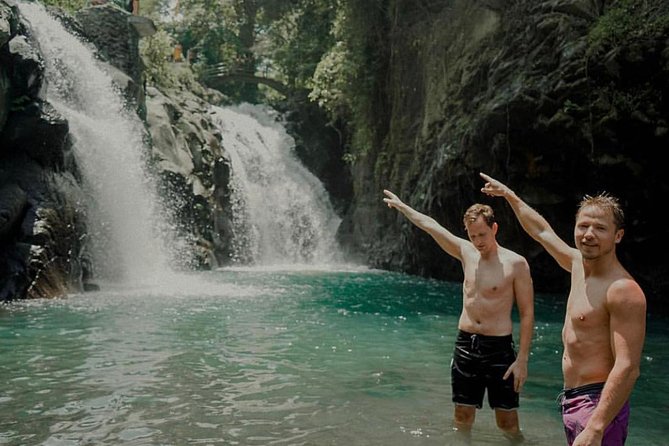 All Inclusive : Jumping Sliding at Aling- Aling Waterfall - Handara Gate - Lunch - What the $64 price really includes