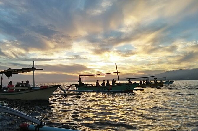 All inclusive Lovina Dolphins Sunrise tour, Waterfall & Temple - Understanding Ulun Danu Beratan Temple