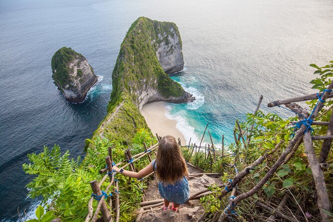 All Inclusive Nusa Penida Private Tour - Broken Beach, where the sea cuts through the rock