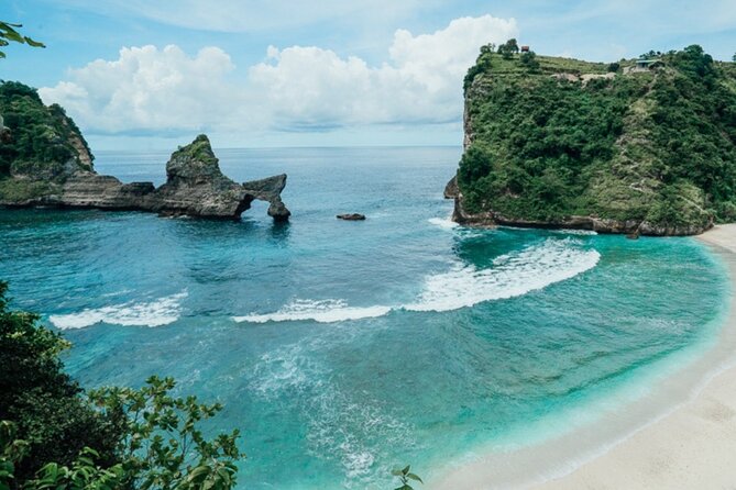 All Inclusive Nusa Penida Tour Package - Crystal Bay gives the day room to breathe