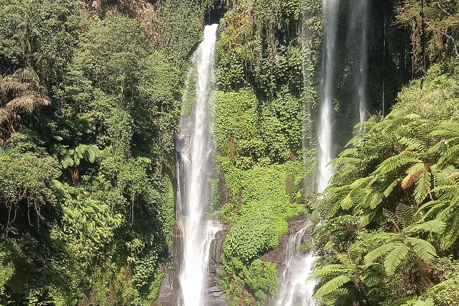 All Inclusive Sekumpul Waterfall Trekking , Handara Gate & Temple - Fitness, clothing, and sensible preparation