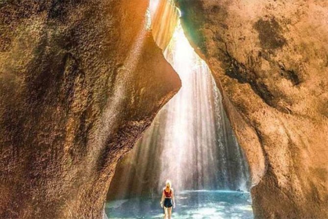 Amazing Private Tour: Lempuyang temple, Tirta gangga, Tukad cepung waterfall - What the private format changes