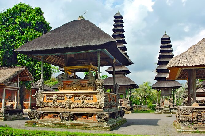 Amazing Tanah Lot and Uluwatu Temple Tour - Transport, timing, and the private format