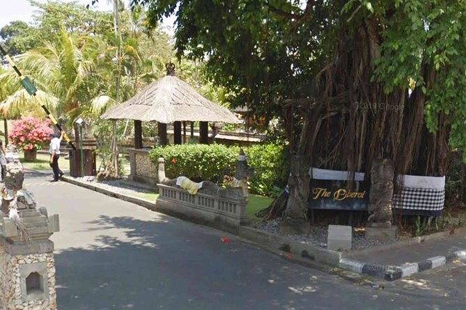 Backlanes and Hidden Sites: A Self-Guided Audio Tour in Seminyak - Ending at Petitenget Beach