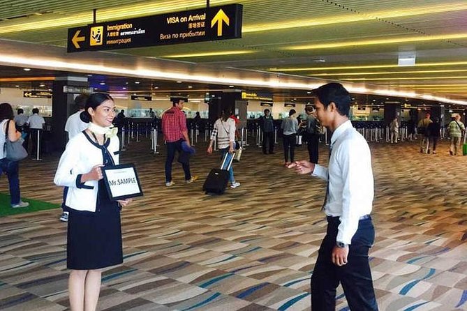 Bali Airport - Arrival Transfer - Finding the driver at the pickup zone
