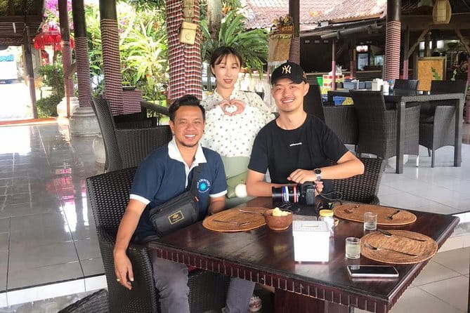 Bali Airport from or to Seminyak/Canggu/Sanur/NusaDua/Uluwatu - What the airport meeting should feel like