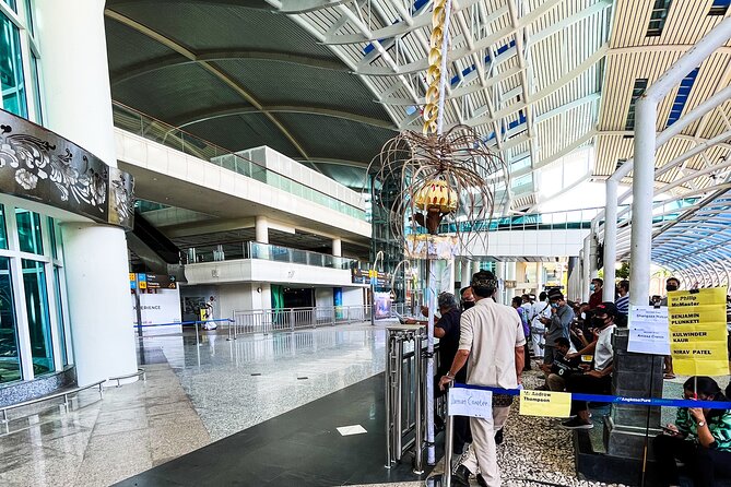 Bali Airport Transfer Service - Why a prearranged ride helps at Bali airport