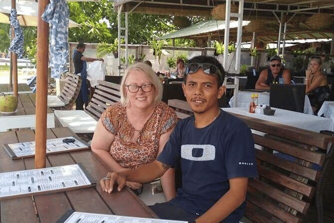 Bali Airport Transfers Convenient Pickup to Popular Areas - Meeting your driver inside the arrival hall