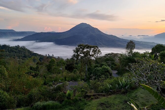 Bali Ayung River Rafting and Kintamani Mt. Batur Volcano View - Lunch after rafting keeps the day moving
