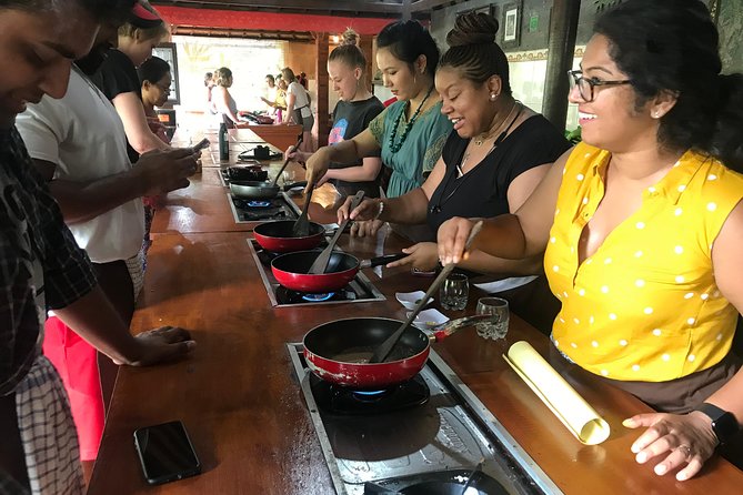 Bali Cooking Class Experience with All Inclusive - Learning About Balinese Offerings