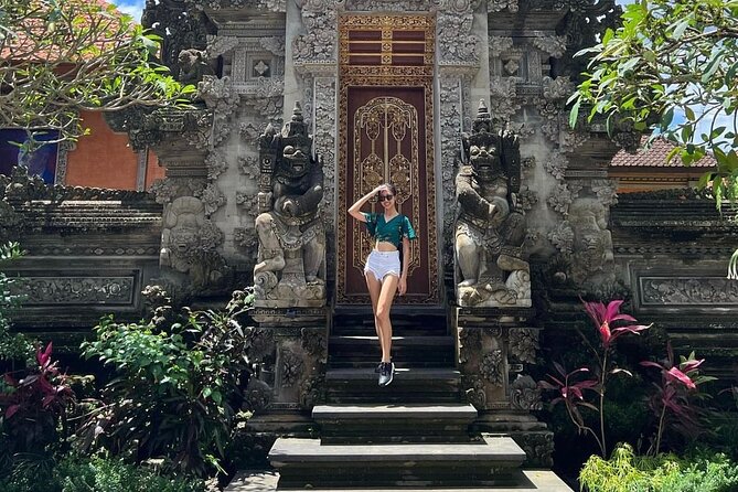Bali Customized Tour Private Car and Driver - Batuan Temple and Tirta Empul
