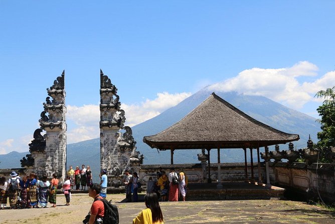 Bali Day Tour : Waterfall & Lempuyang Temple The Gate Of Heaven - Kanto Lampo Waterfall starts the morning
