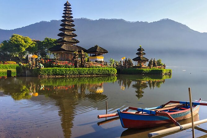 Bali Dolphin Lovina tour and Ulundanu Beratan - Leaving Kuta at 3:30 am