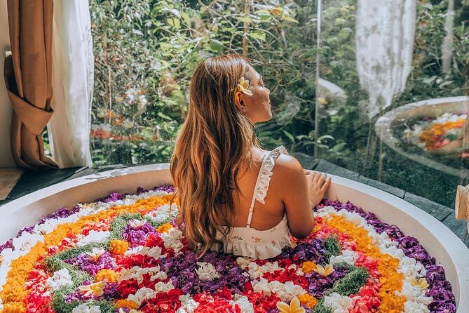 Bali Flower Bath, Massage & Tirta Empul Experience (Private & All-Inclusive) - Lunch, water, and the value of an all-inclusive day