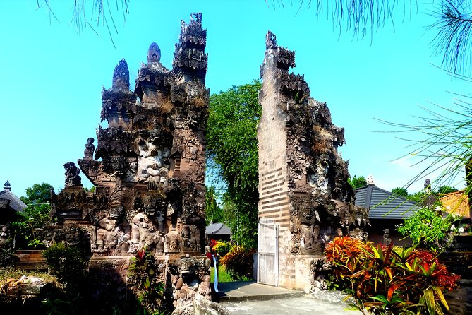 Bali Full Day-Tour: Denpasar City and Uluwatu Sunset Tour - Uluwatu Temple sets up the sunset
