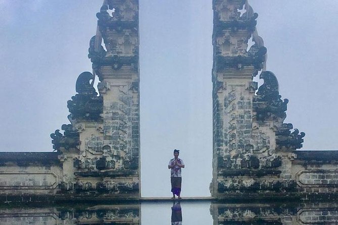 Bali Full Day Tour - East Bali Instagram Tour - Tirta Gangga’s pools, statues, and royal setting