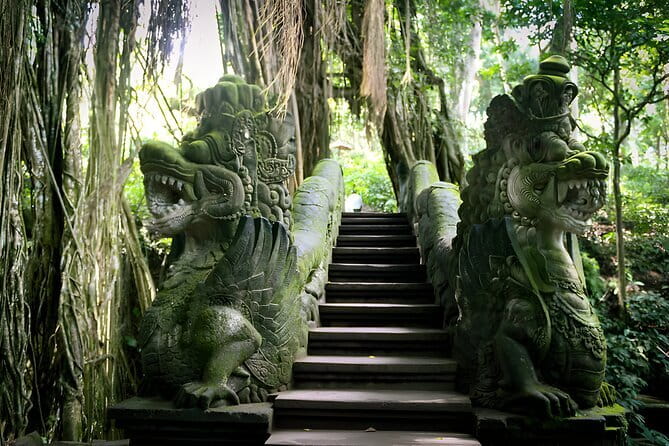 Bali Full-Day Tours : Waterfall and Ubud Destination Trip - Ubud Royal Palace and the center of town