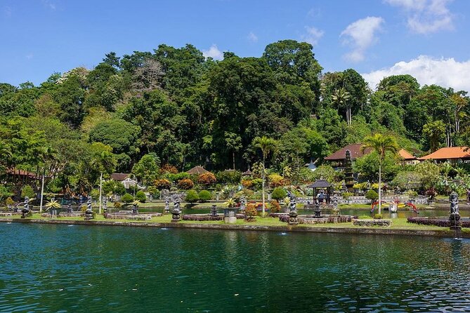 Bali Gate of Heaven Temple, Waterfall, Water Palace & Swing - Tegalalang Rice Terrace and the optional swing