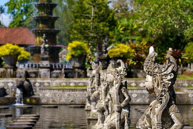 Bali Gate of Heaven Temple, Waterfall, Water Palace & Swing - Tukad Cepung Waterfall’s enclosed setting