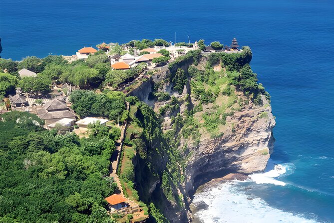 Bali Half-Day Car Charter: Uluwatu Sunset Tour - Arriving at Uluwatu Temple before sunset