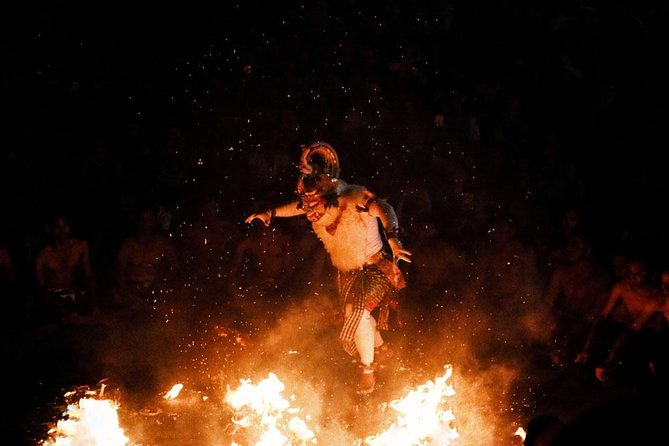 Bali Half Day Tour - Uluwatu Temple Sunset, Kecak Fire Dance, Jimbaran Dinner - Jimbaran Bay seafood dinner