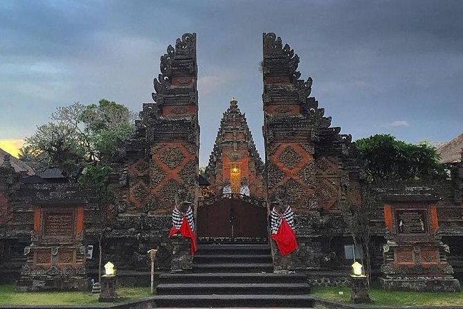 Bali Iconic Tour with Buffet Lunch and Attraction Tickets - Tegenungan Waterfall requires a short walk
