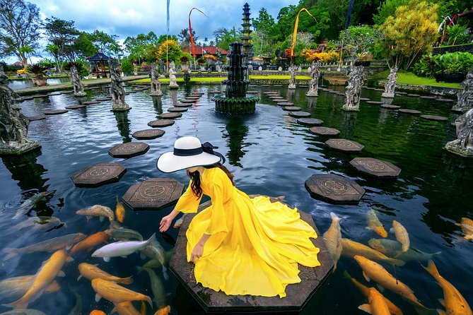 Bali Instagram: Gate of Heaven Temple Tour - Tegalalang gives you the classic Ubud view