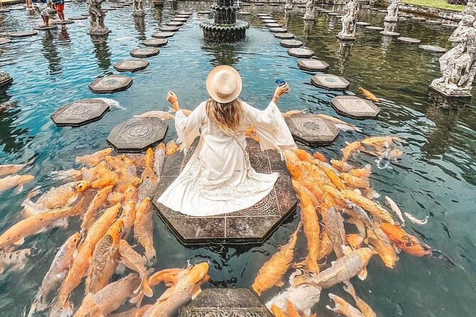 Bali Instagram Tour - Tukad Cepung Waterfall and Its Cave-Like Setting