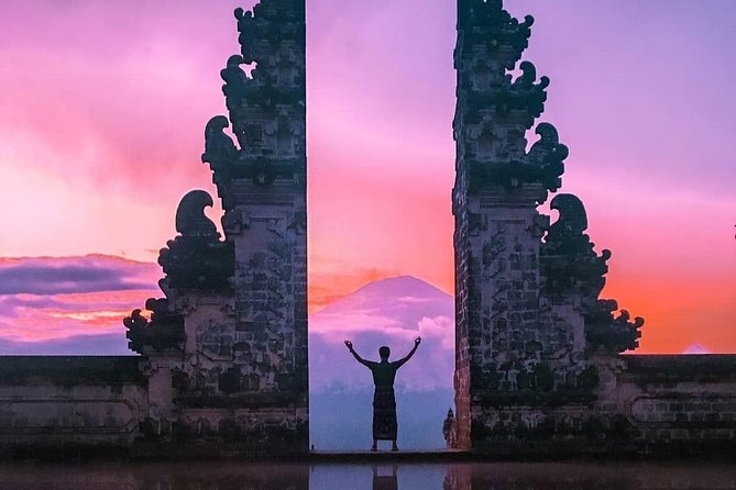 Bali Instagram Tour - All Inclusive - Tegalalang shows Bali’s working rice terraces