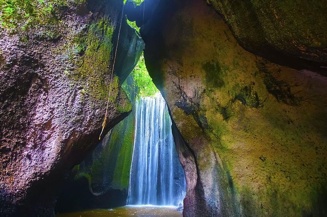 Bali Instagram Tour - Lempuyang Bali Gate of Heaven - Tirta Gangga and the water gardens of Karangasem