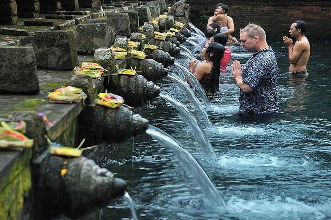 Bali Instagram Tour [Private and All-Inclusive] - What the private guide and car add