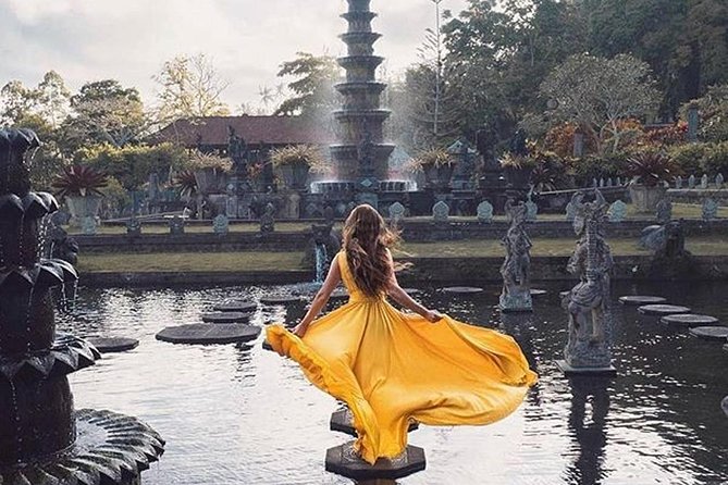 ️ Bali Instagram Tour: The Most Famous Spots (Private & All-Inclusive) - Tirta Gangga’s ponds, statues, and stepping stones