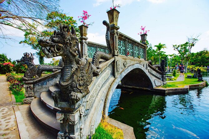 Bali Instagram Tour: The Most Popular Spots ( Private All-Inclusive ) - The early start and crowd question