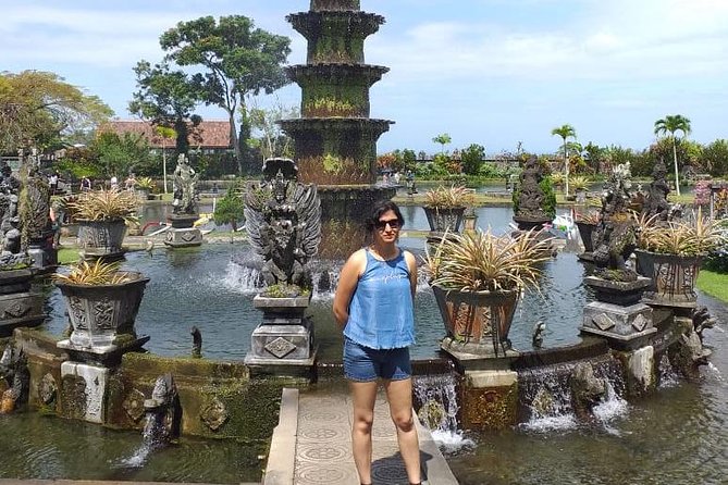 Bali Instagram Tour: The Most Scenic Spots - Food, comfort, and what to bring