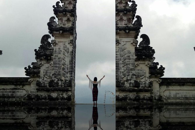 Bali Instagram Tour to The Most Scenic View - Lempuyang Temple and the famous Gates of Heaven