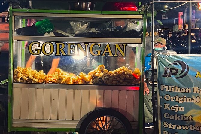 Bali Must-Try Food Tour (Denpasar) - The small-group format and possible drawbacks