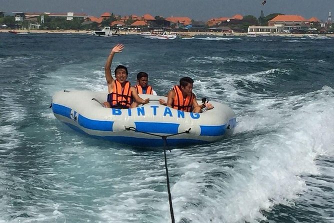 Bali Parasailing Adventure,Banana Boat,Jet Ski and Donut Boat with Transfers - The donut boat adds speed and sudden turns