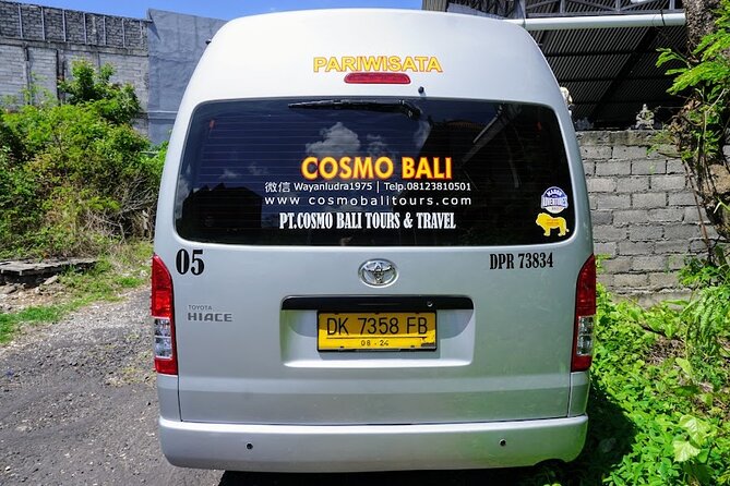 Bali Private Car Charter - The drivers and communication