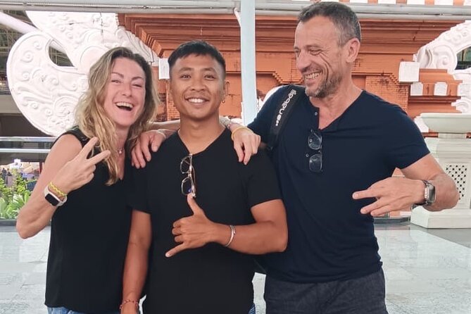 Bali Private Driver & Tour Guide - Waterfalls and changing weather