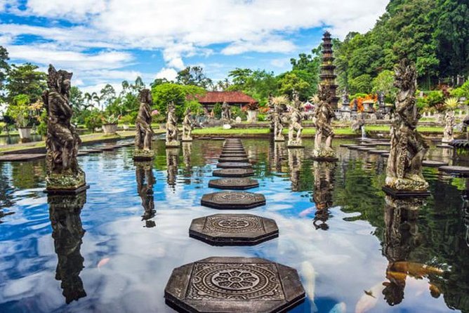 Bali Royal palaces (observe tour) - Tirta Gangga, sacred water, and fish ponds