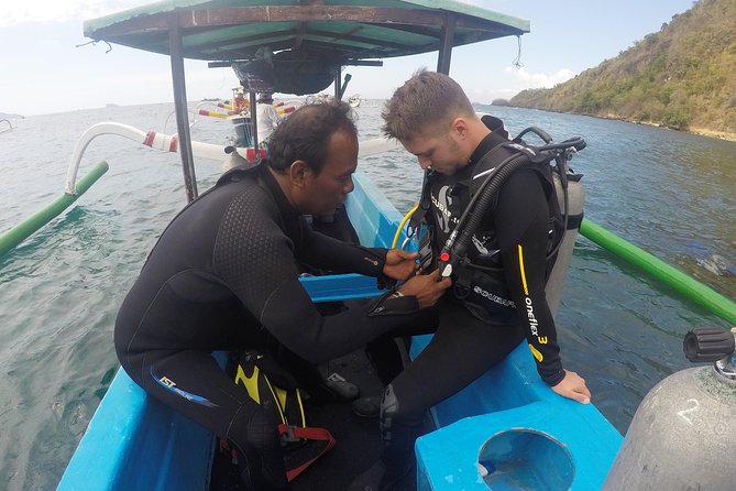 Bali Scuba Diving at Padang Bai for Certified Diver - Lunch, drinks and a useful break by the shore