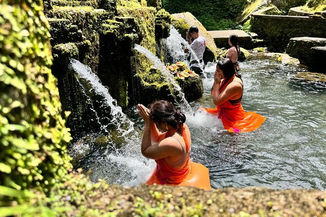 Bali Spiritual: Balinese Healing, Temple & Rice Terrace - Batuan Temple and the meaning of a village shrine