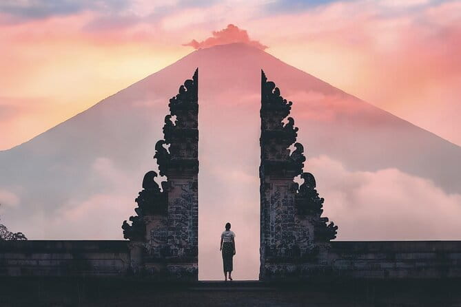 Bali Spiritual Shamanic-Palm Reading, Temple Healing Tour - Who should book this Ubud experience?