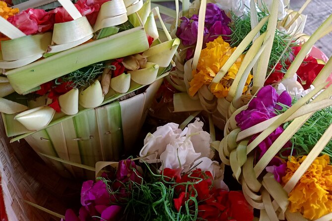 Bali Spiritual Soul Retreat Cleansing and Mantra Healing - Batuan Village and the energy-balancing session