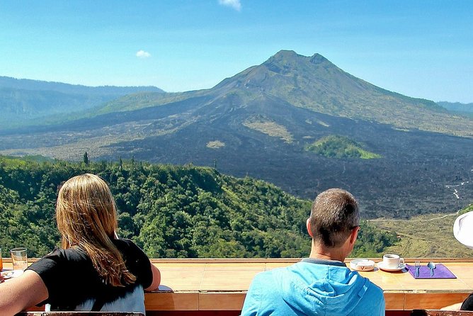 Bali Ubud and Volcano Day Tours - Sacred Monkey Forest and the macaque encounter