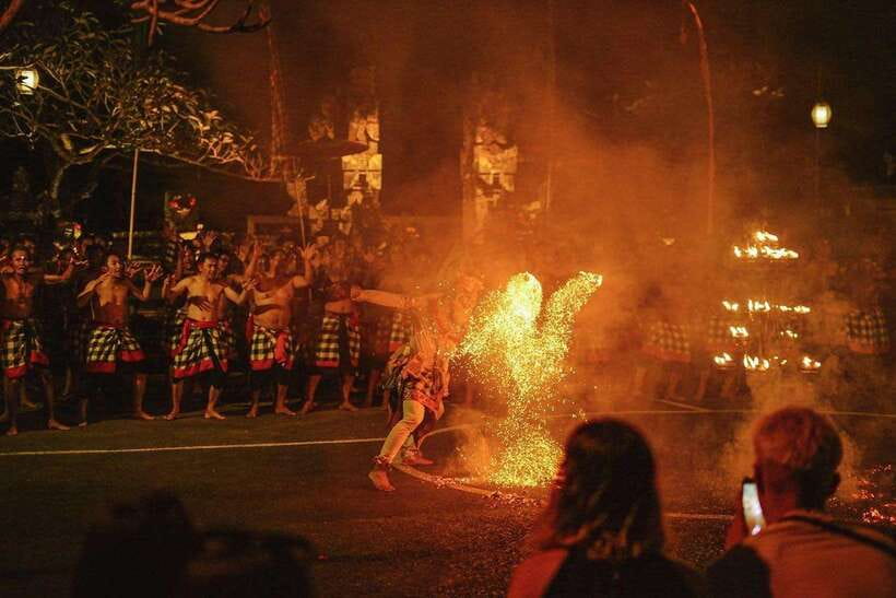 Bali: Ubud Kecak and Fire Dance Show Tickets - Why the chanting is the real star