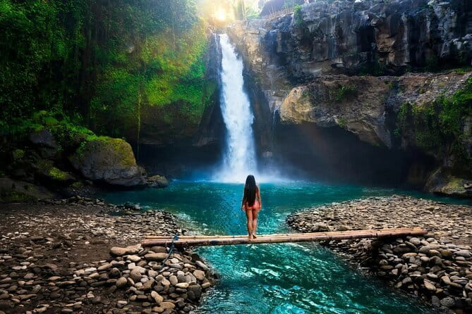 Bali: Ubud (Temple, Spring, Rice Terraces, & Waterfall) - Tirta Empul and the meaning of the holy springs