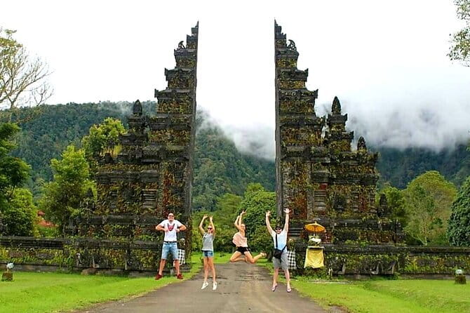 Bali Ubud Tour Monkey Forest, Waterfall, Temple & Rice Terrace - Tegalalang Rice Terrace saves the big view for last